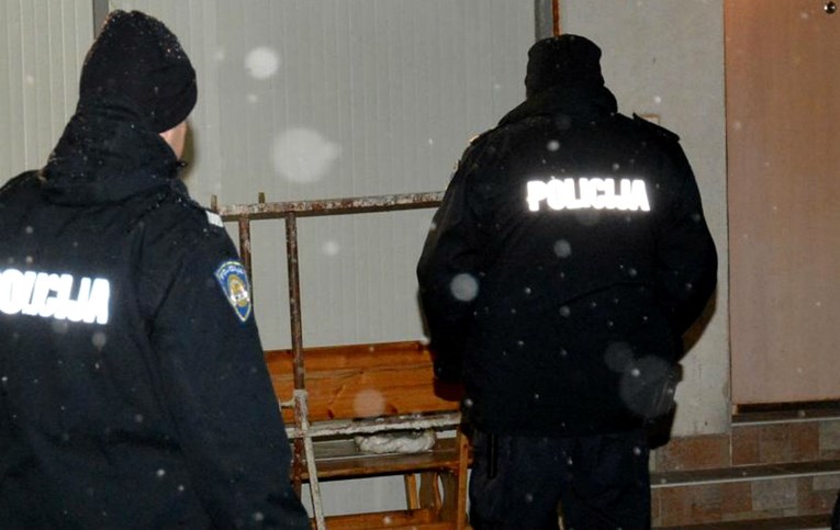 Roditelji monstrumi iz Bjelovara vukli, bacali u zid i vrijeđali bolesno dijete