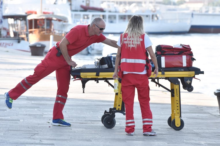 Mlada pacijentica po orkanskom nevremenu hitno prebačena u Zadar