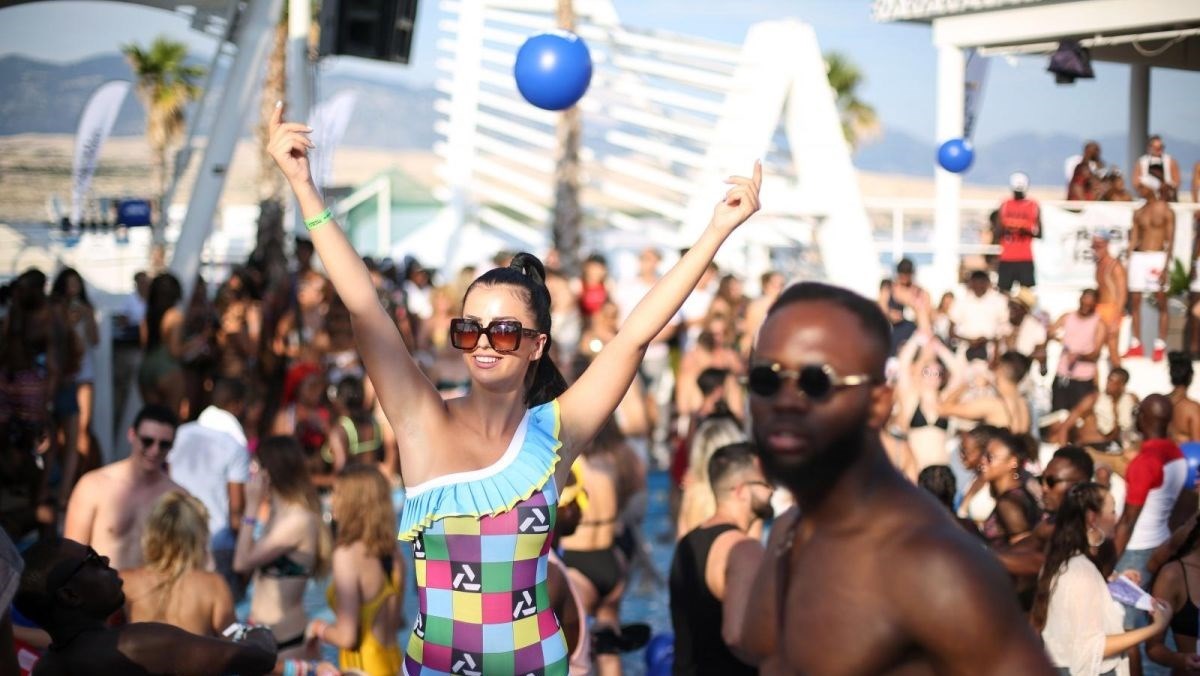 Ljudi, upravo je počelo ljeto!