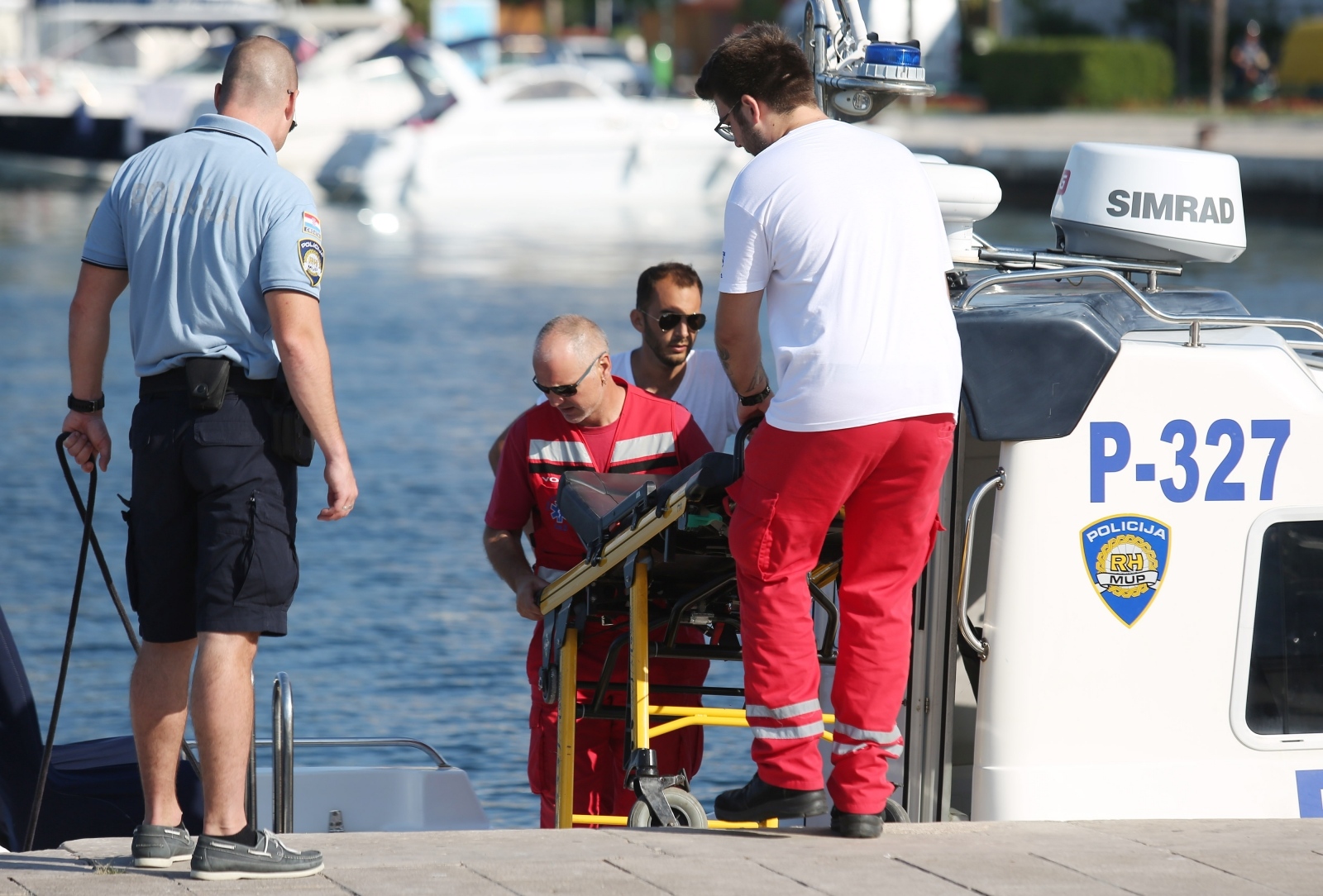 Teška nesreća na moru kod Paga, poginula jedna osoba