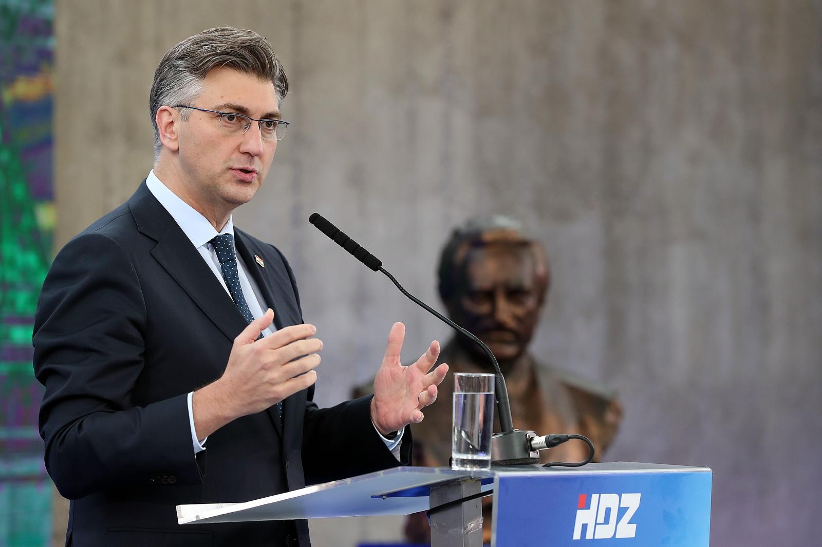 Plenković čestitao Prvi maj