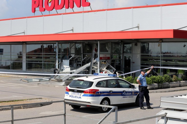 26-godišnjak krao slatkiše u Plodinama. Uhvatili su ga