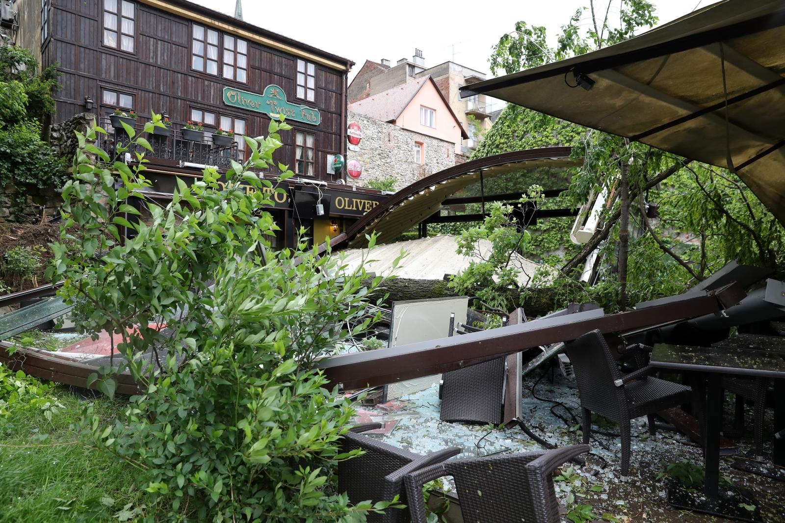FOTO Pogledajte što je ostalo od kafića u zagrebačkoj Tkalči