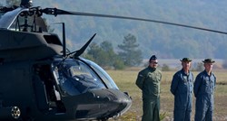 17 savezničkih helikoptera doletjelo u vojarnu u Udbini