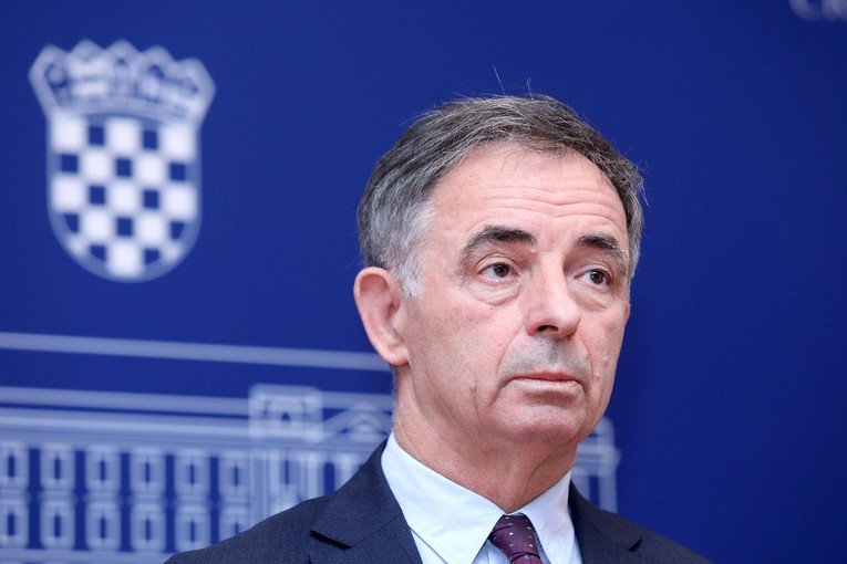 Pupovac žestoko uzvratio Penavi