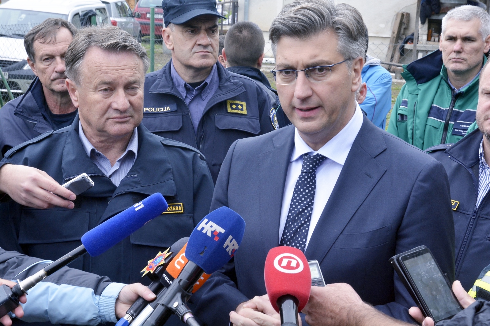Plenković posjetio Jasenovac i Ušticu koji se pripremaju za vodni val