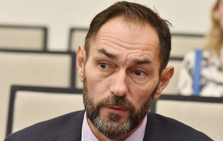 Glavni državni odvjetnik komentirao sporne fotografije Tolušića