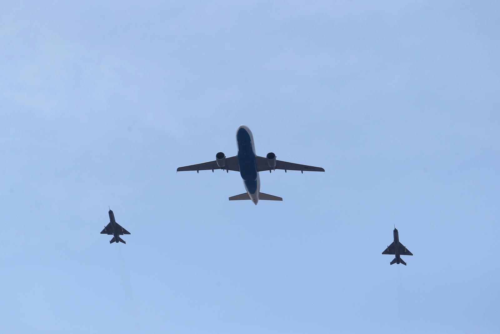 VIDEO Pogledajte kako je izgledao doček na aerodromu, ovo nećemo nikad zaboraviti