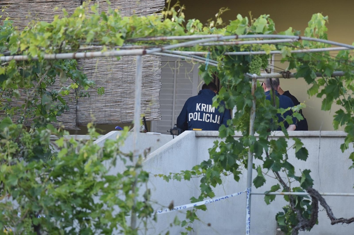 Pucnjava u Vrsima kod Nina, otac ubio kćer pa sebe