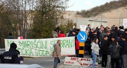 Mještani općine Viškovo kraj Rijeke blokirali ulaze na smetlište