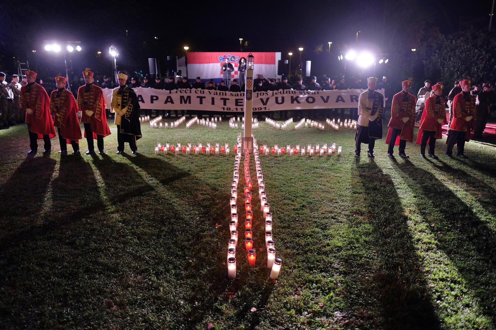 Pogledajte veliku galeriju: Cijela Hrvatska za Vukovar