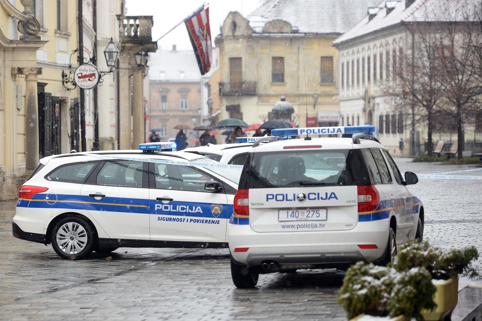 Htjela prekinuti s njim pa je mlatio, silovao i natjerao da se prostituira