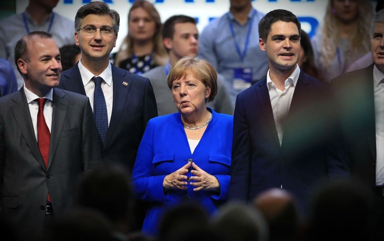 Je li Merkel uopće shvatila što se dogodilo na skupu HDZ-a?