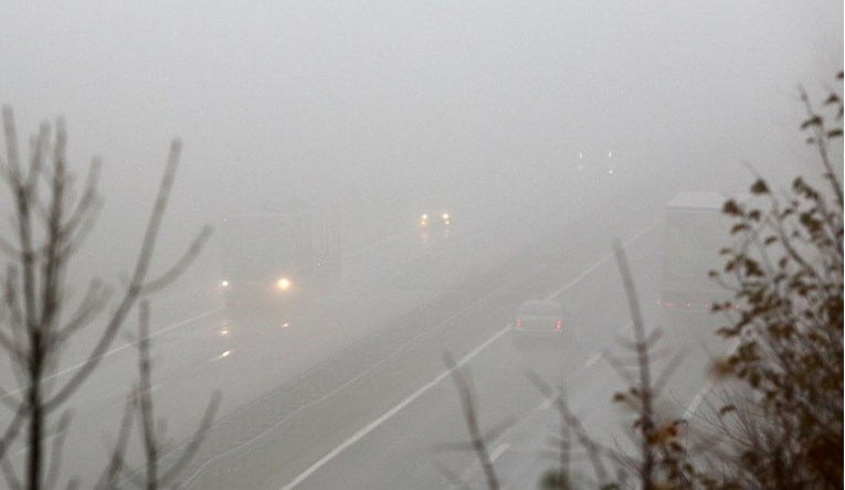 HAK upozorava na gustu maglu na autocestama