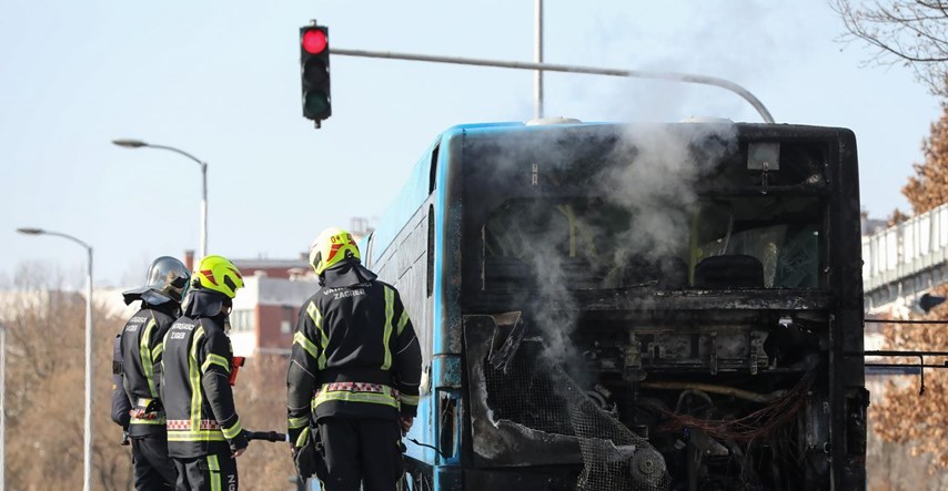 VIDEO U Zagrebu se zapalio ZET-ov autobus