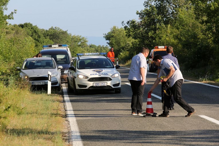 Teška nesreća na Krku: Poginuo pješak, pregazio ga je kamion