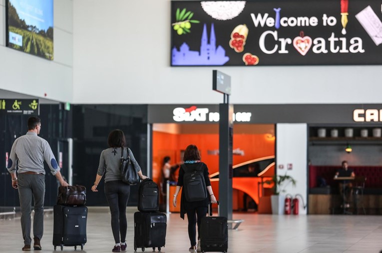 Hrvatskim zračnim lukama u travnju prošlo 756 tisuća putnika