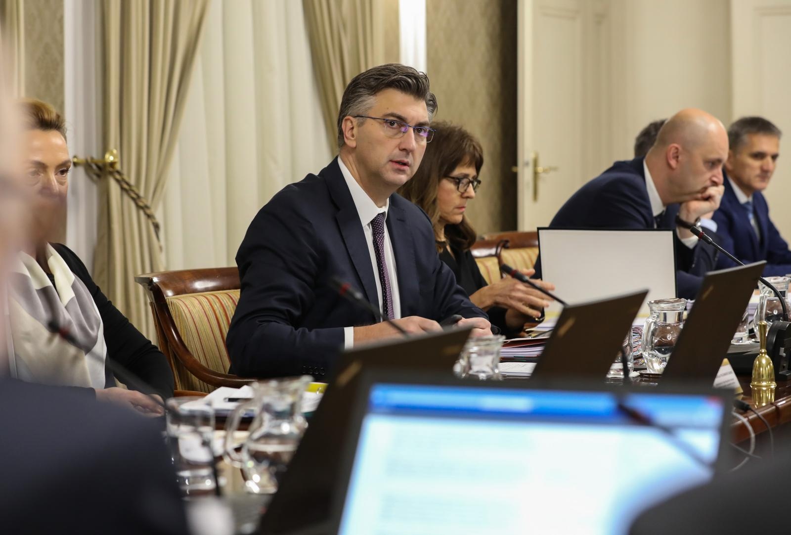 Vlada na telefonskoj sjednici dala 182 milijuna kuna zdravstvu