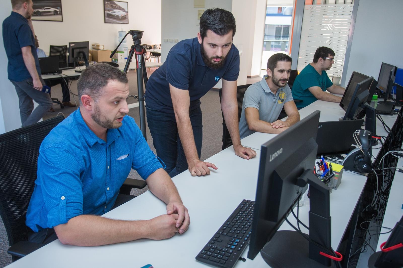 Mate Rimac i službeno otvorio osječki ured - Index.hr