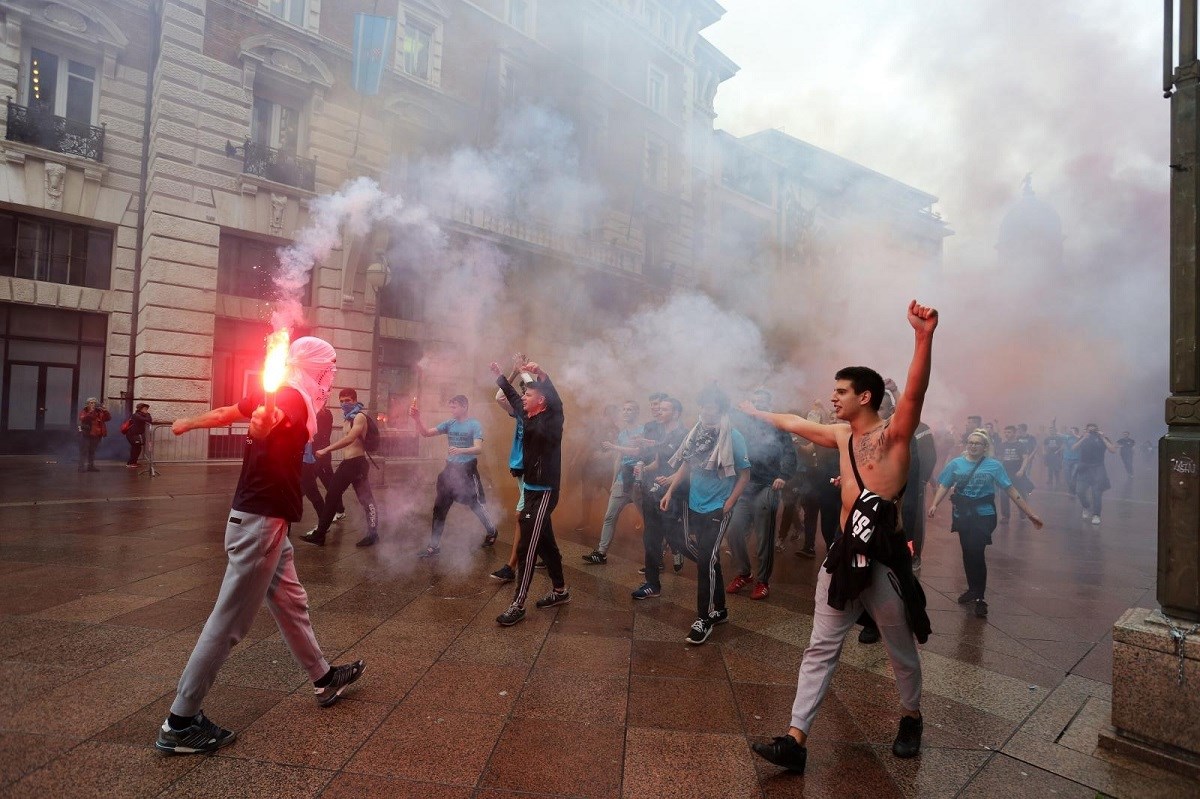 Riječki maturanti slave uz povike "Ajmo, ustaše" i "Za dom spremni"