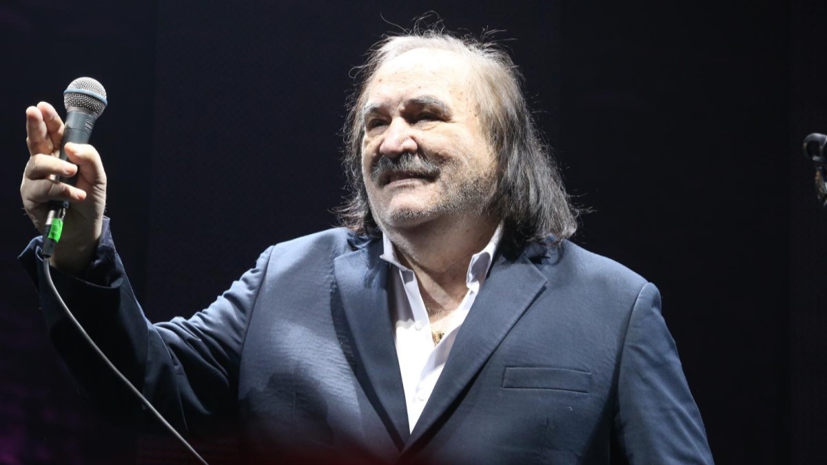 Mišo Kovač izlazi iz bolnice: "Plućna infekcija ga je jako umorila"