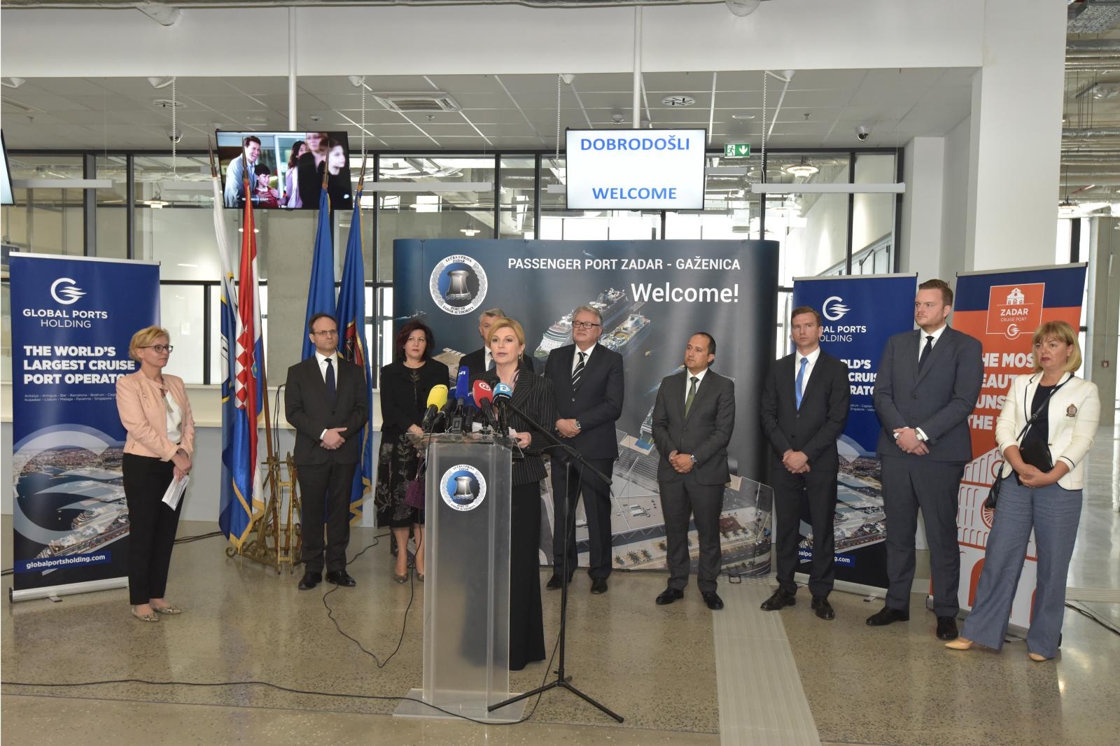 Kolinda otvorila novu zgradu putničkog terminala u zadarskoj luci