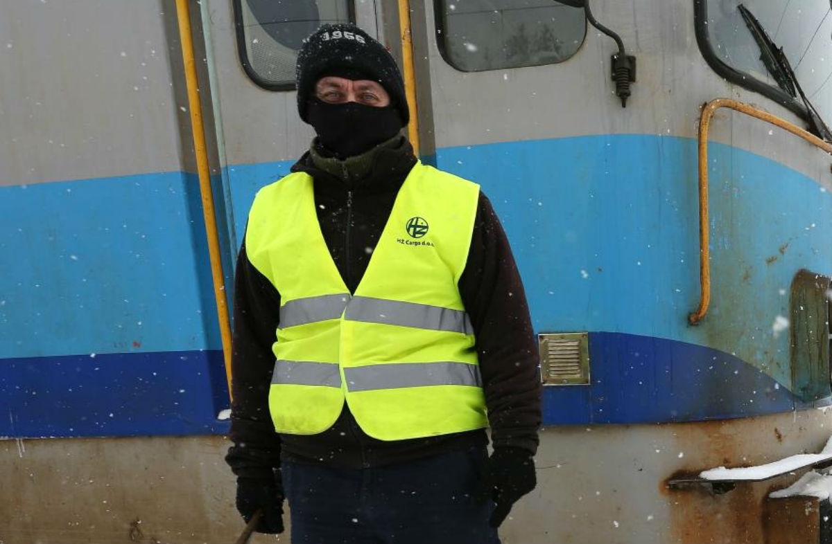 HŽ se raspao zbog malo snijega, umjesto vlakova šalju buseve