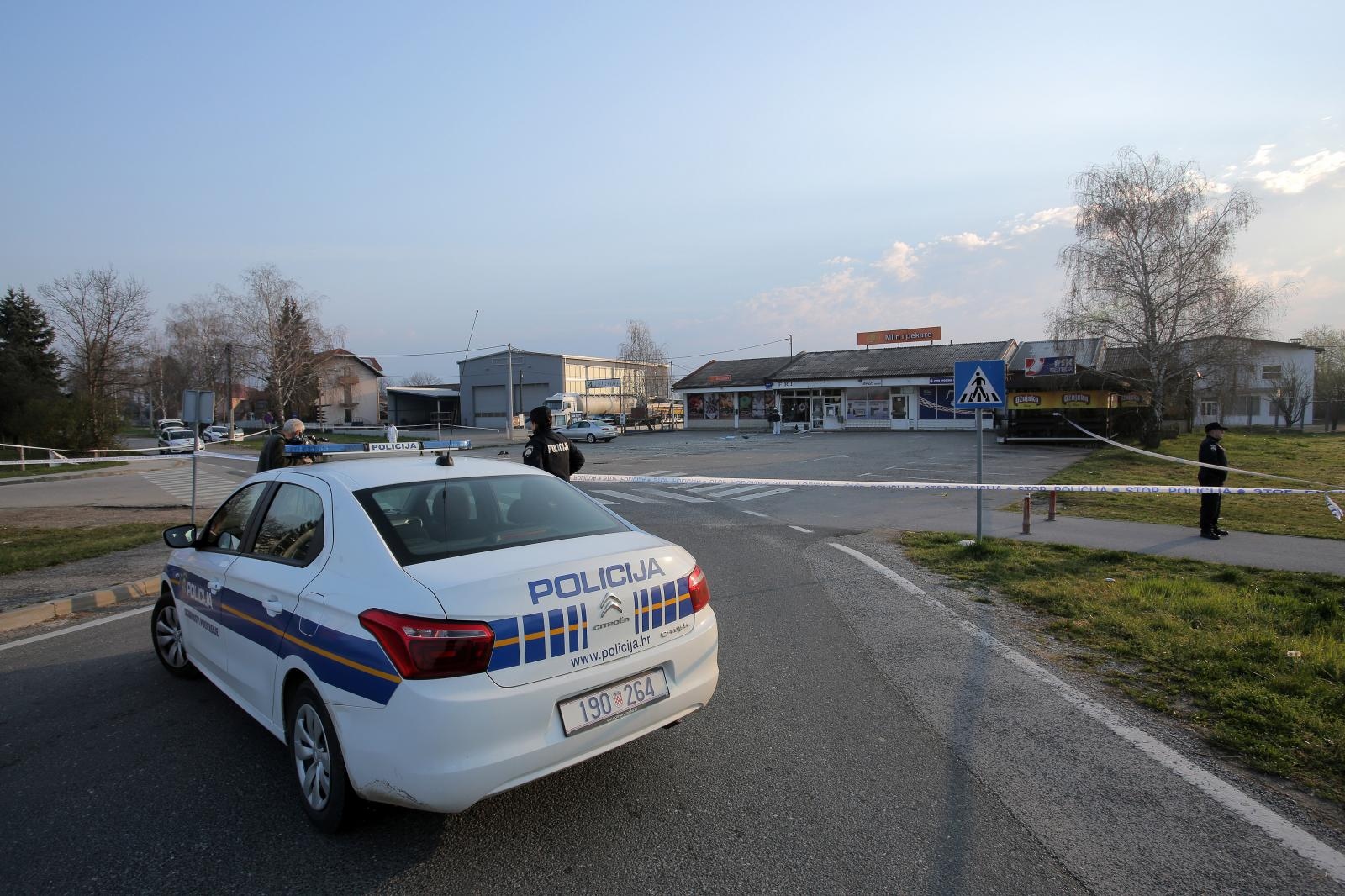 Kod Velike Gorice eksplozivom raznio bankomat