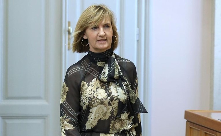 HDZ-ovka u sabor stigla s Louis Vuitton torbom vrijednom 10 tisuća kuna