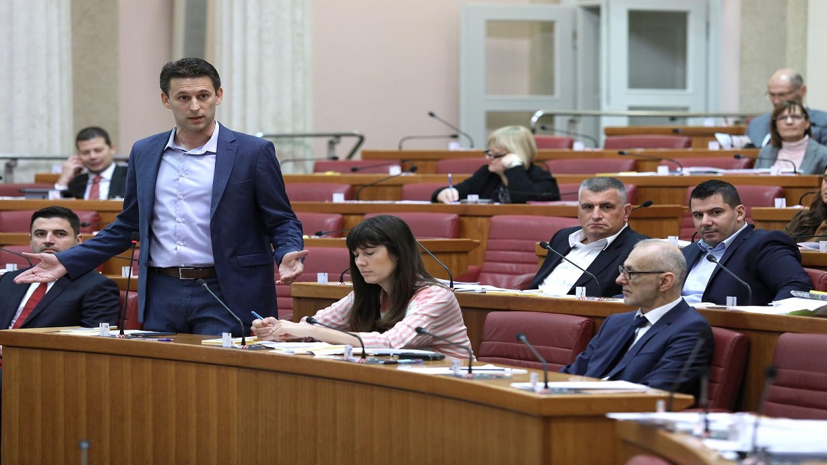 Petrov prozvao Plenkovića i Kolindu zbog Marakeškog sporazuma: "Ne muljajte"