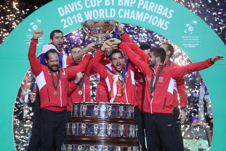 Francuzi prekinuli prijenos prilikom dodjele trofeja Hrvatima: "To je sramota"