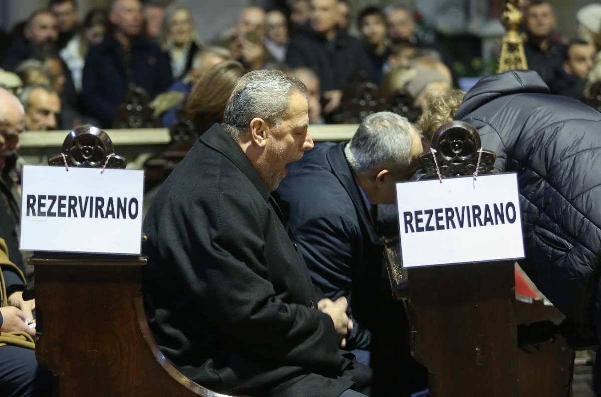 FOTO Bozanić rezervirao mjesto u katedrali za Bandića