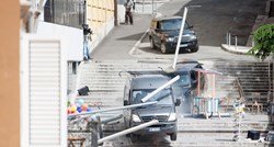 Akcijske scene u Rijeci: Kombi jurio stepenicama u centru grada, letjelo voće