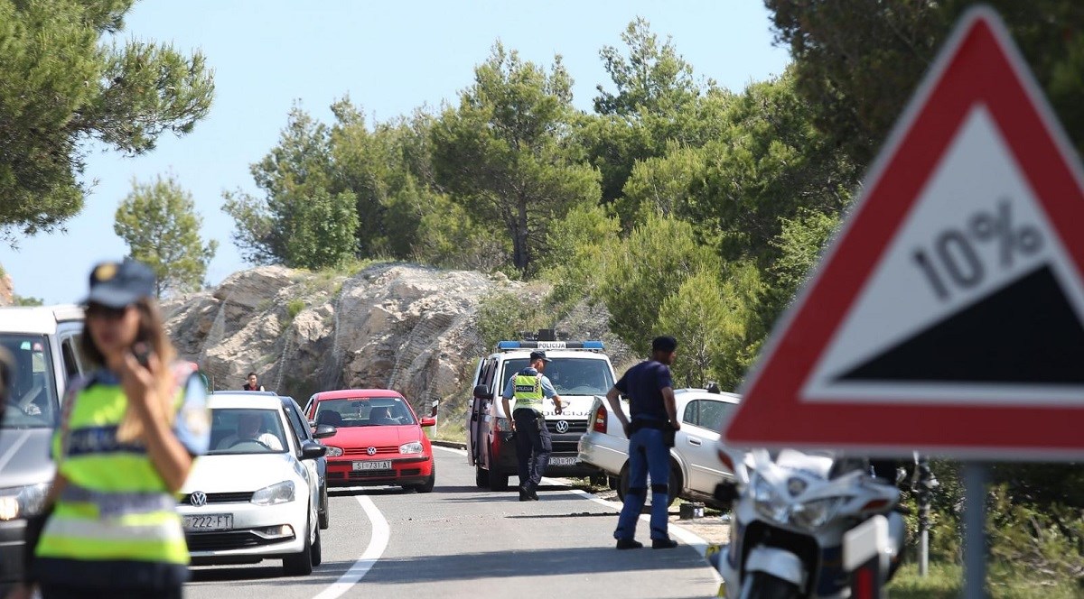 U prometnoj na Murteru poginula jedna osoba