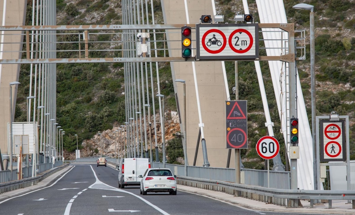HAK: Jak vjetar stvara probleme u prometu