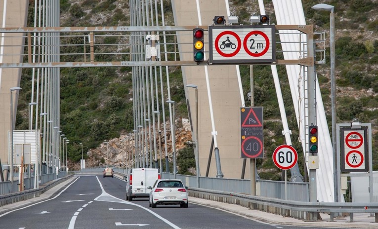 HAK: Jak vjetar stvara probleme u prometu