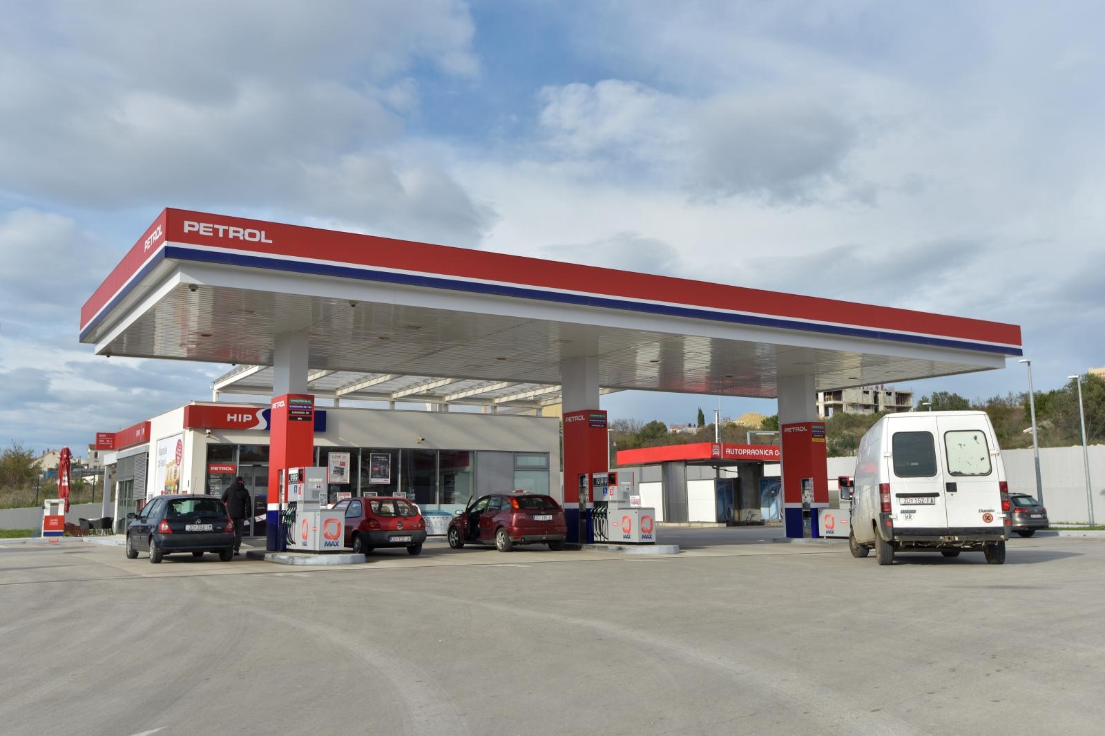 Porasle cijene goriva: Dizel skuplji od benzina