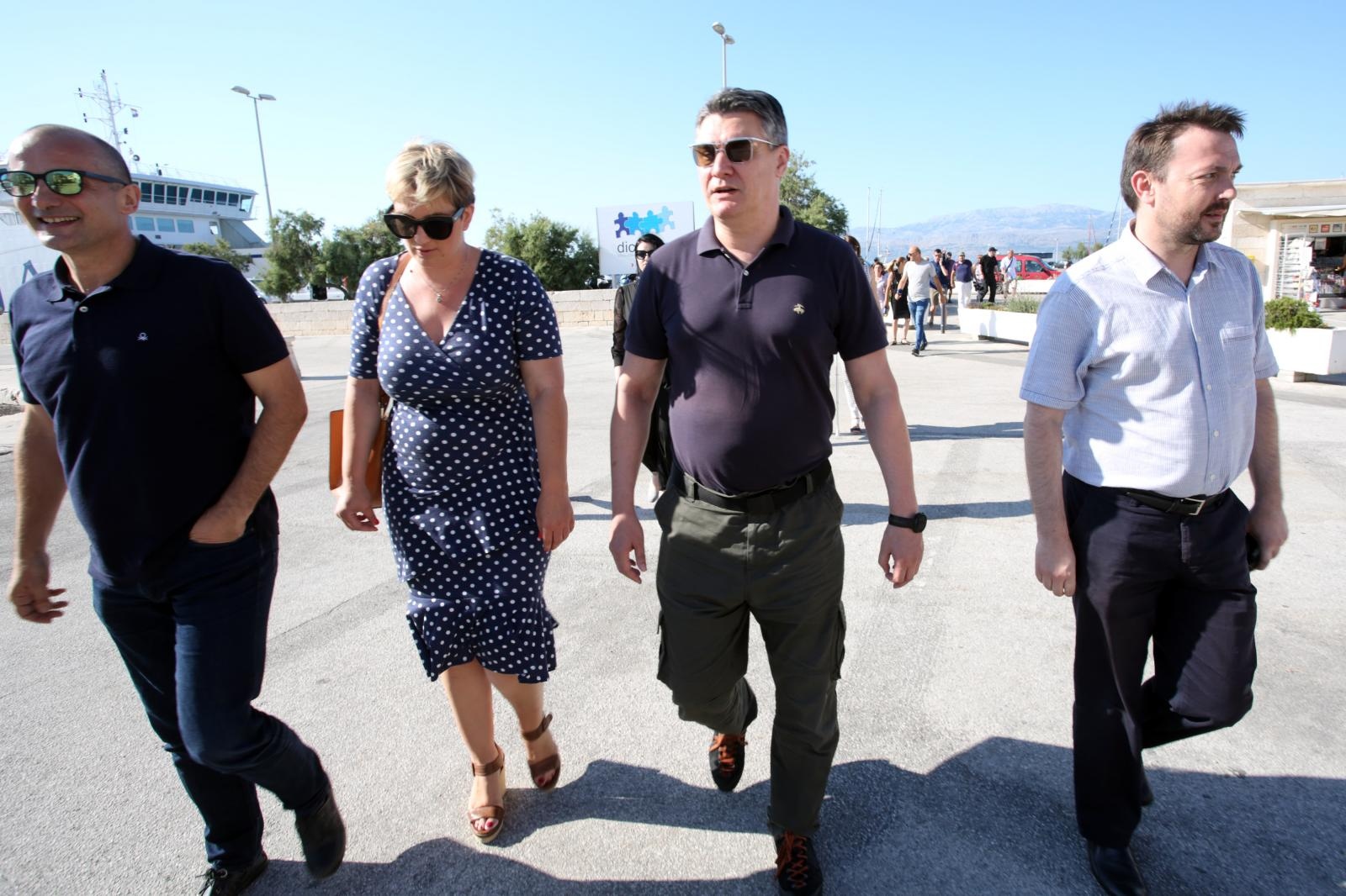 I Milanović je u Supetru: "Očekujem da ću ući u drugi krug"
