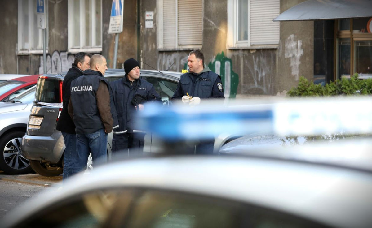 Htio zapaliti invalide u zgradi i gađao ih kamenjem jer se "čudno glasaju"
