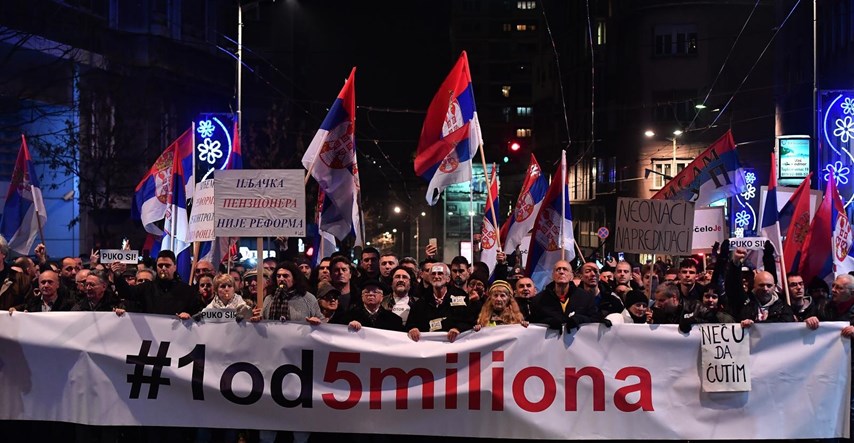 Pogledajte kako su deseci tisuća Beograđana ustali protiv Vučića: "Puko si"