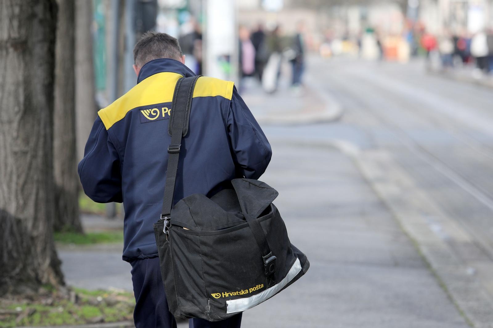 Jutros u Zagrebu opljačkan poštar