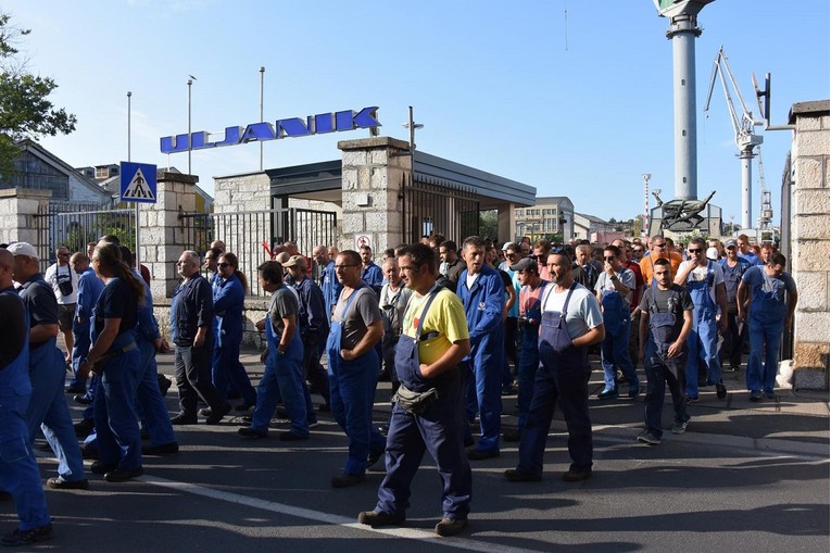 Radnici Uljanika od jutros su u štrajku