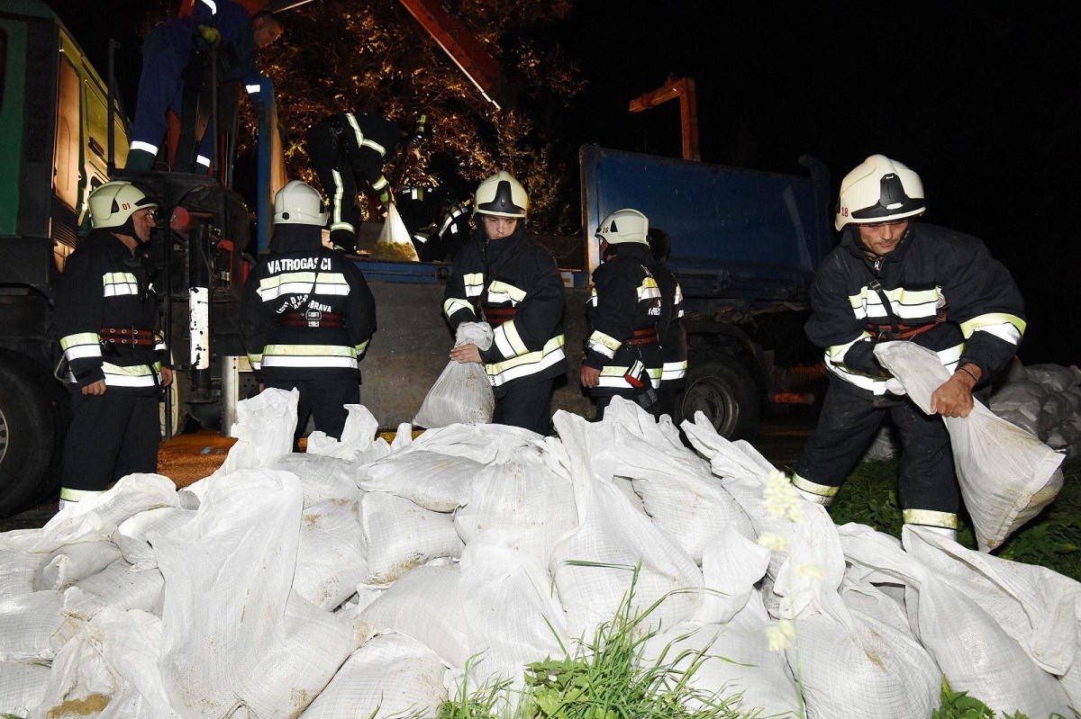 VIDEO Izlila se Drava na granici sa Slovenijom, poplavljene kuće