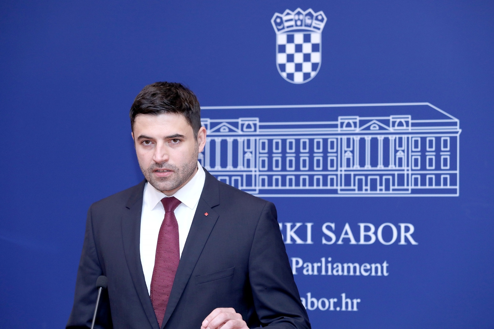 Bernardić: Stupovi Plenkovićeve vlade su optuženici, ratni zločinac i lažljivac