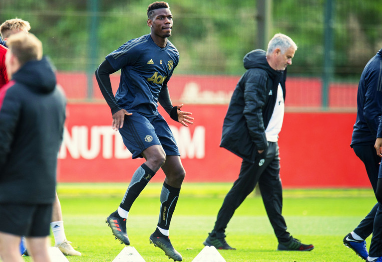 Pogba negodovao zbog Mourinhove taktike: "Nema nikog ispred mene"