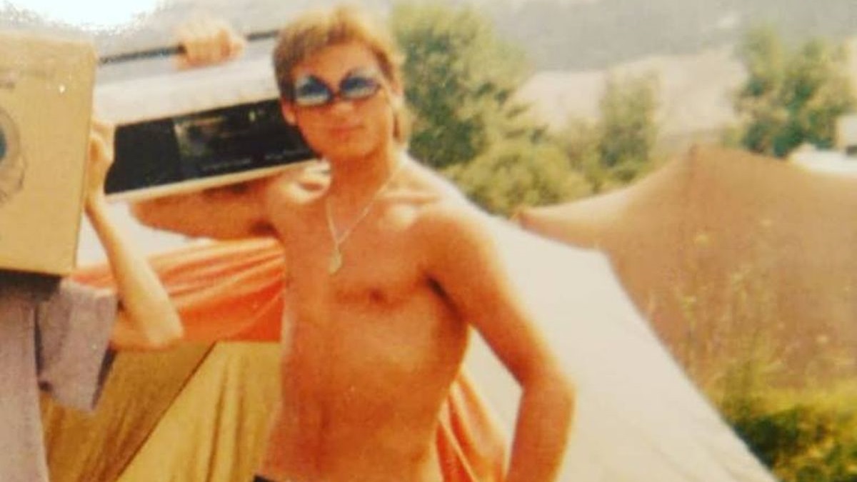 "Balkanski zavodnik": Nema šanse da na ovoj fotki prepoznate poznatog Hrvata
