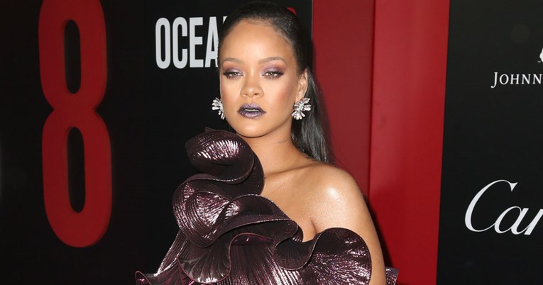 Samo Rihanna može izgledati ovako dobro u haljini koja nimalo ne laska figuri