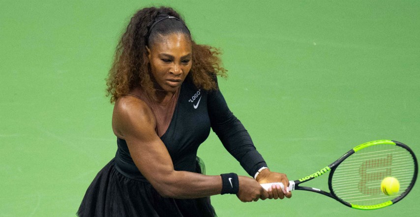 Nakon zabrane seksi kombinezona, Serena Williams nastupila u baletnoj haljinici