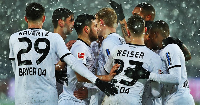 Snijeg u Leverkusenu: Jedvaj igrao 90 minuta u pobjedi Bayera