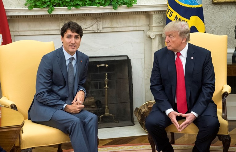 Trump pitao Trudeaua je li Kanada spalila Bijelu kuću 1812. godine